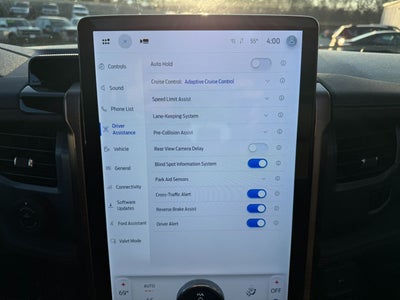 2023 Ford F-150 Lightning LARIAT