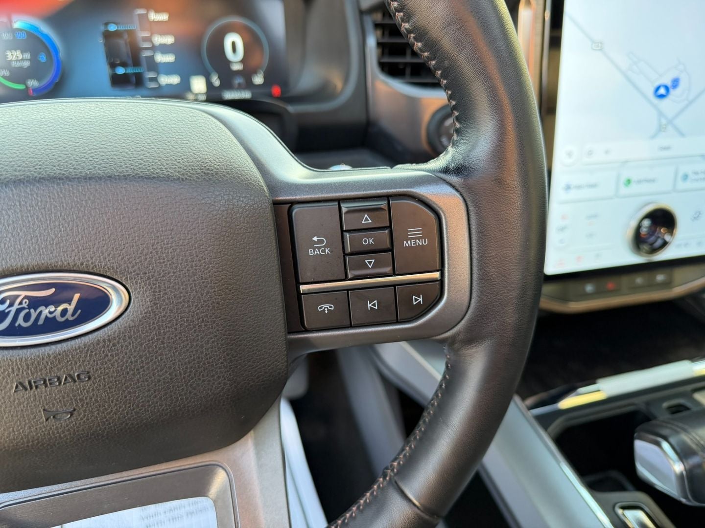 2023 Ford F-150 Lightning LARIAT