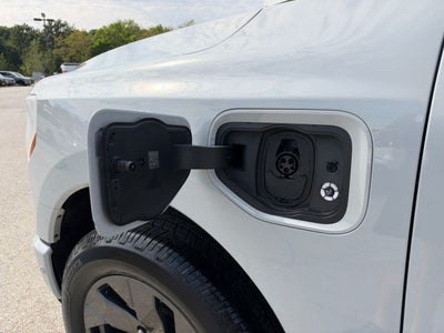 2023 Ford F-150 Lightning LARIAT