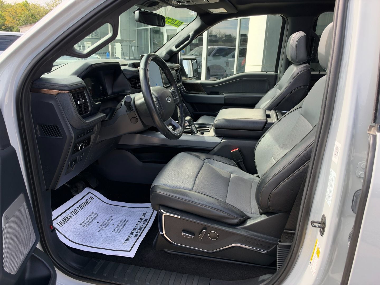 2023 Ford F-150 Lightning LARIAT