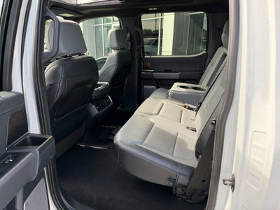 2023 Ford F-150 Lightning LARIAT