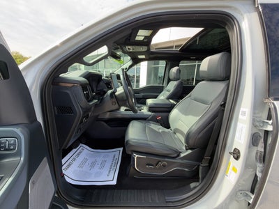 2023 Ford F-150 Lightning LARIAT