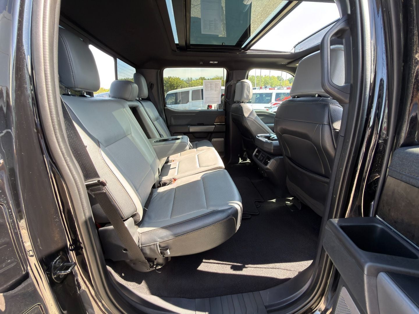 2023 Ford F-150 Lightning LARIAT
