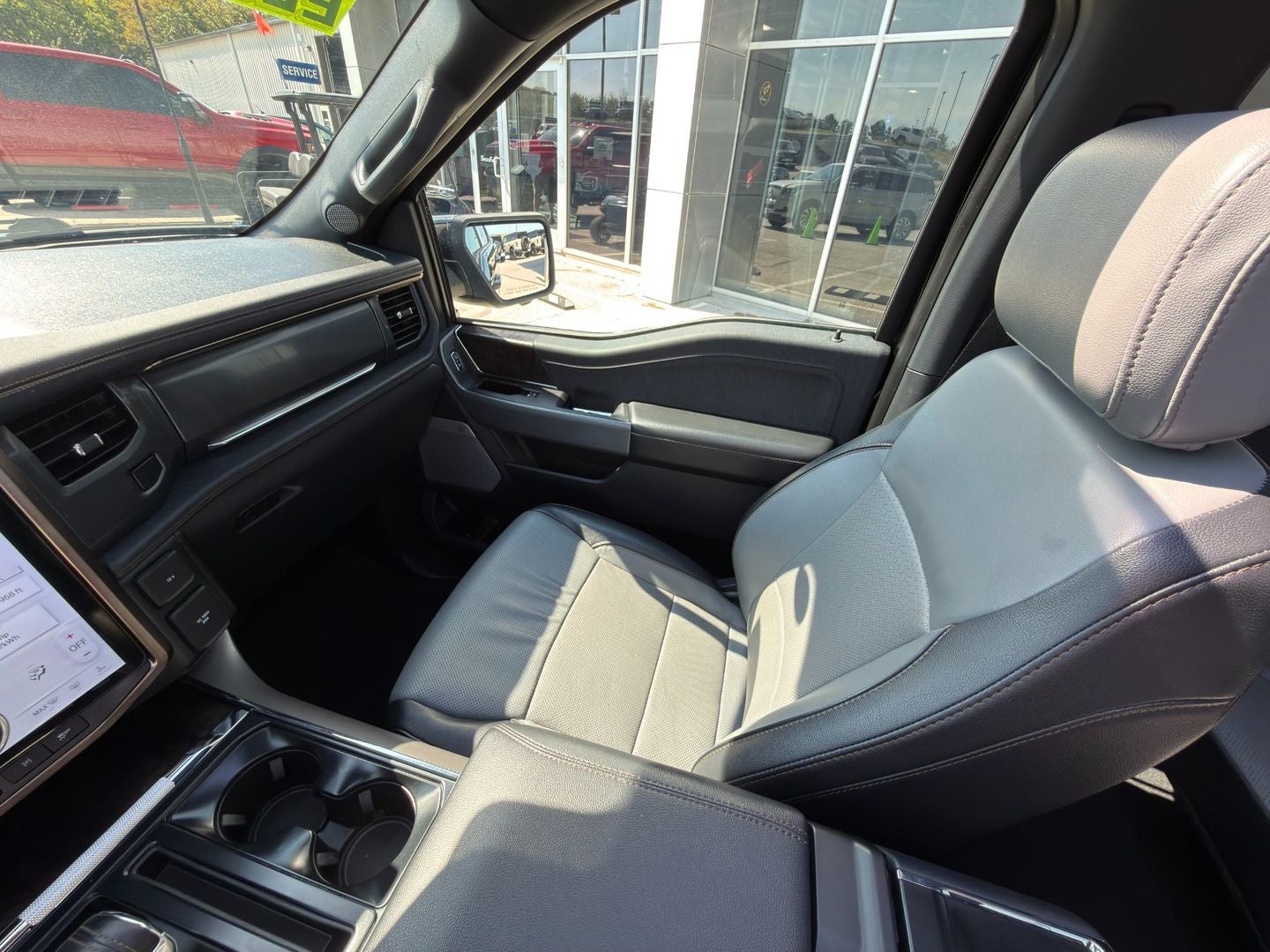 2023 Ford F-150 Lightning LARIAT