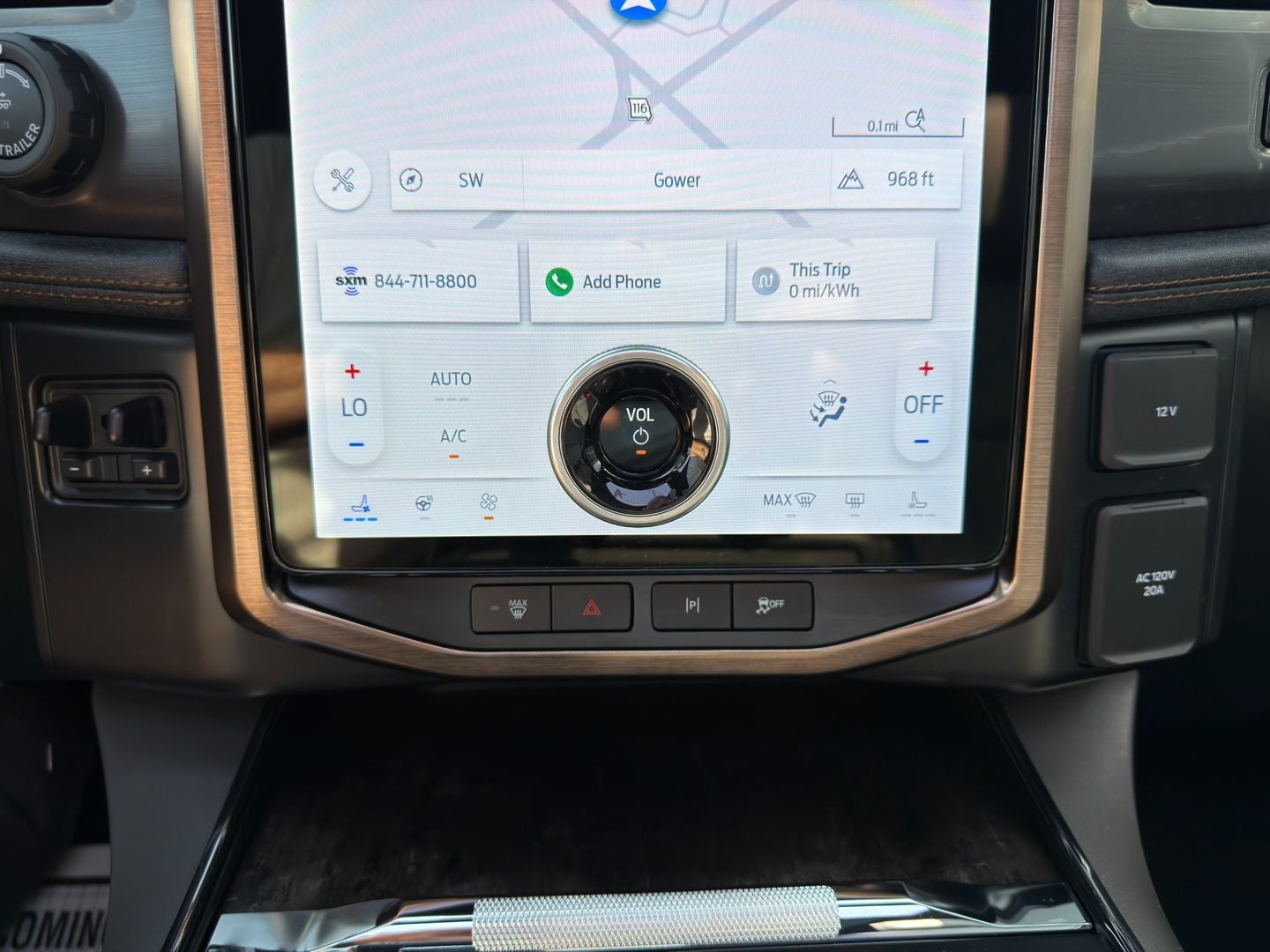 2023 Ford F-150 Lightning LARIAT