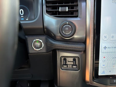 2023 Ford F-150 Lightning LARIAT