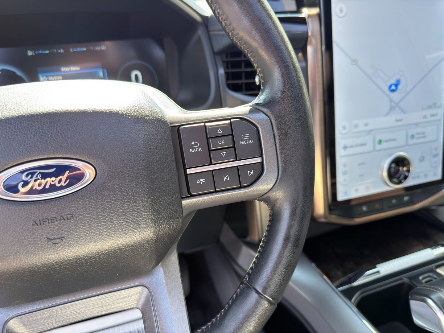 2023 Ford F-150 Lightning LARIAT