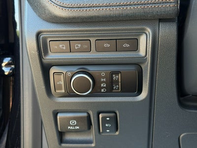 2023 Ford F-150 Lightning LARIAT