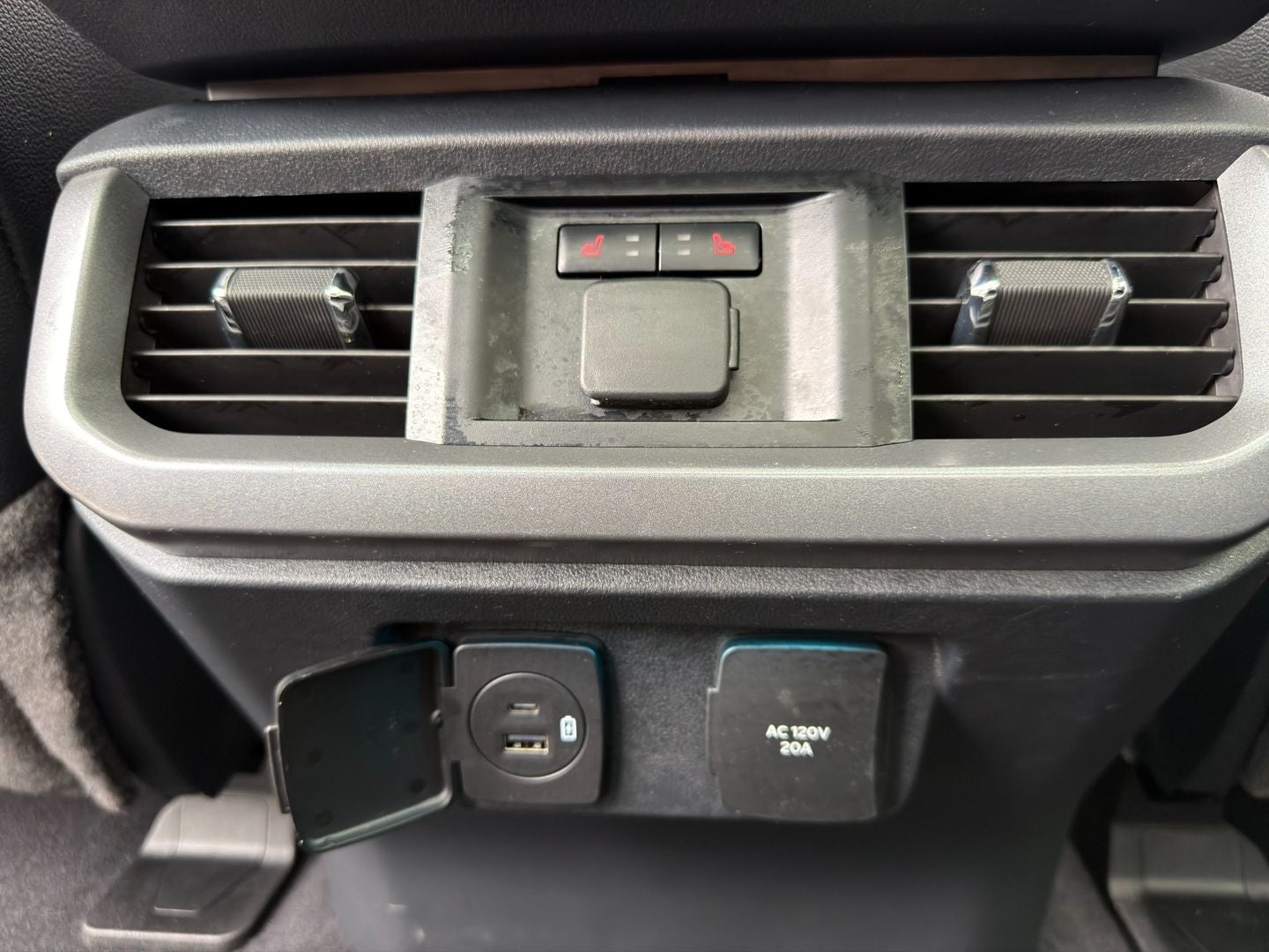2023 Ford F-150 Lightning LARIAT