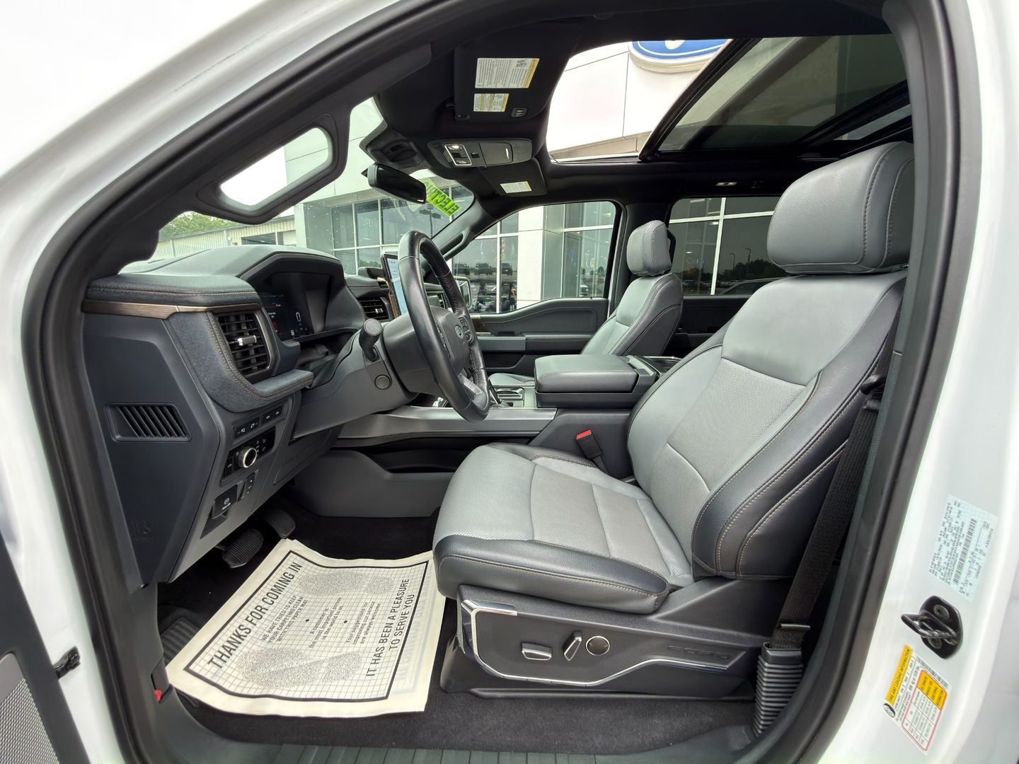 2023 Ford F-150 Lightning LARIAT