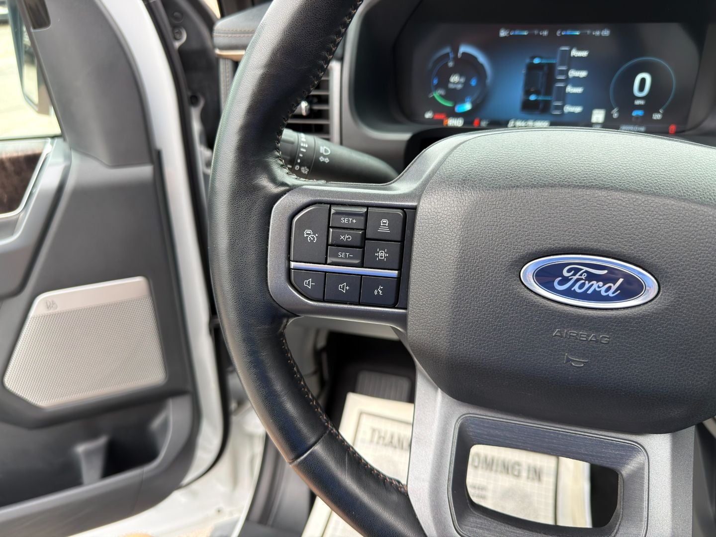 2023 Ford F-150 Lightning LARIAT