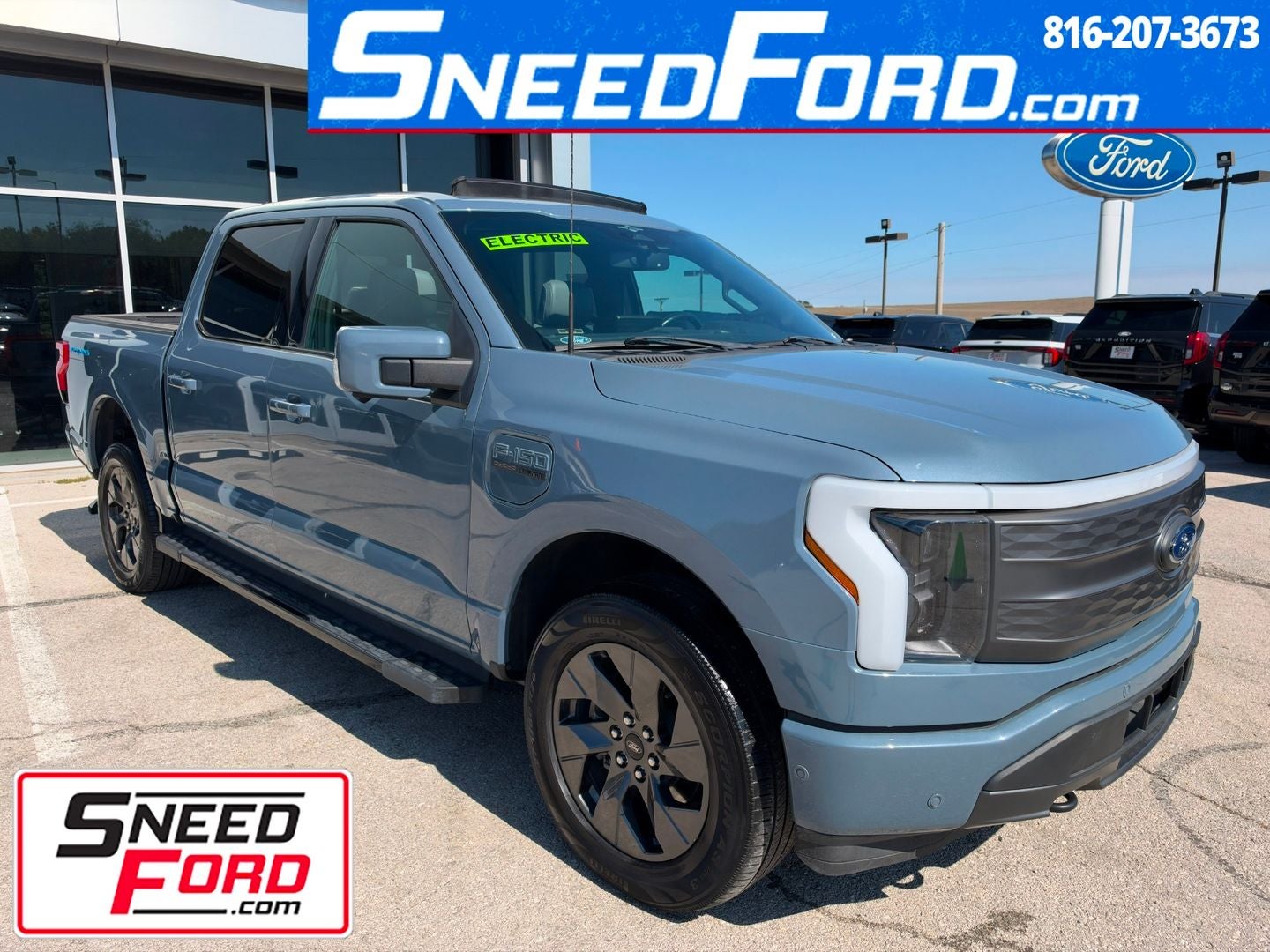 2023 Ford F-150 Lightning LARIAT