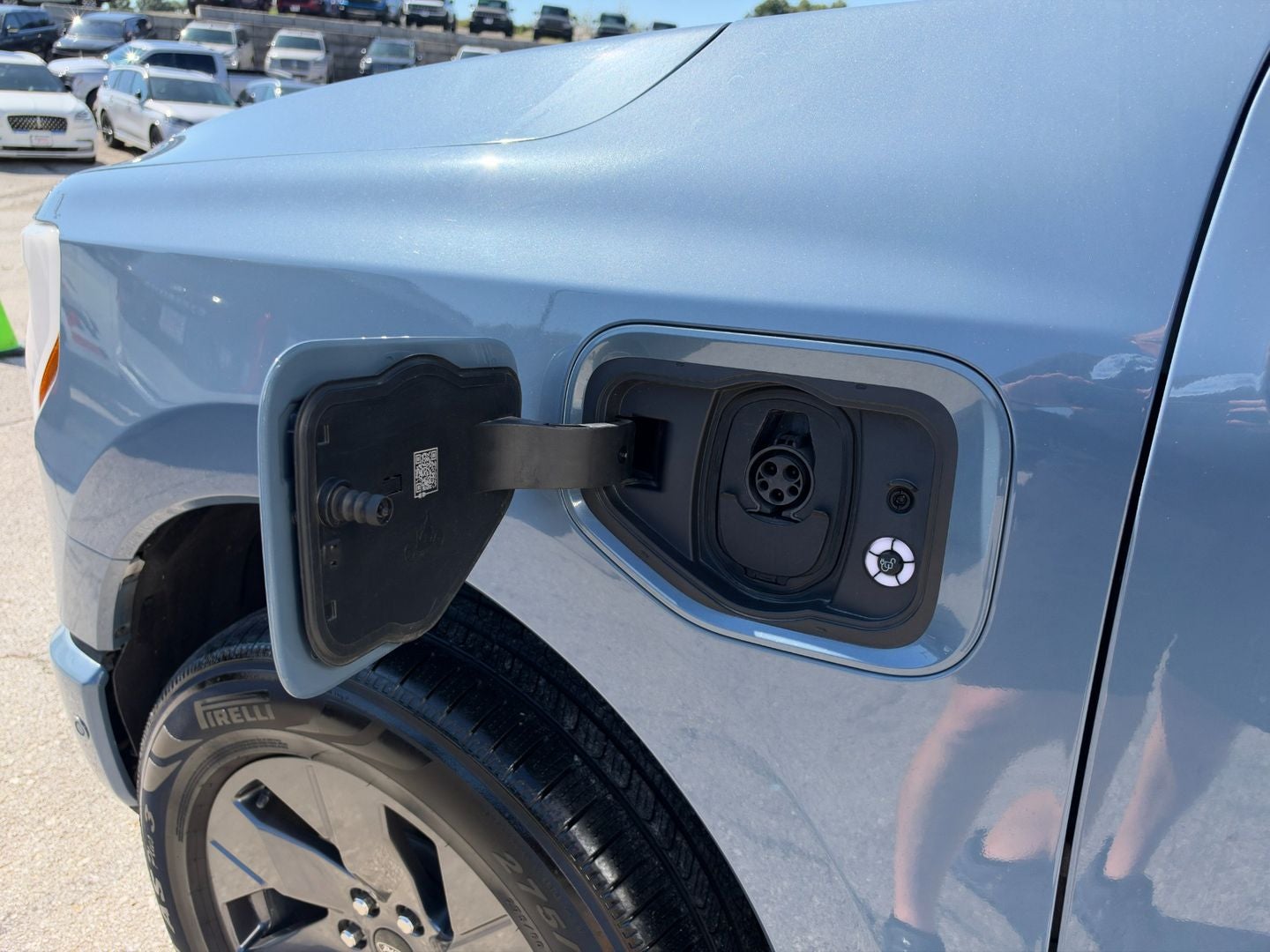 2023 Ford F-150 Lightning LARIAT