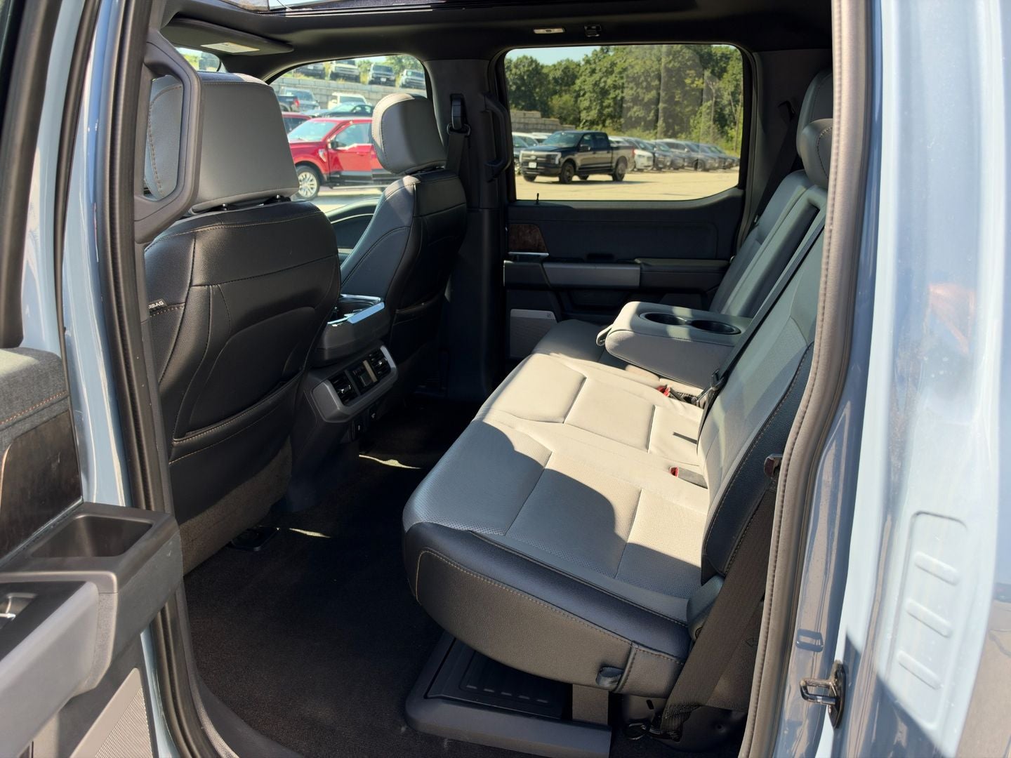 2023 Ford F-150 Lightning LARIAT