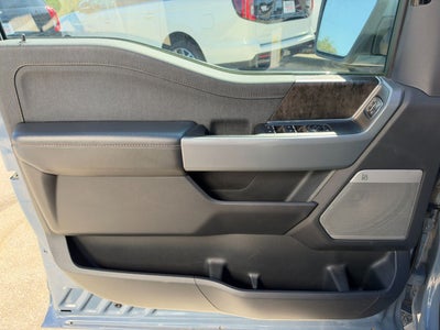 2023 Ford F-150 Lightning LARIAT