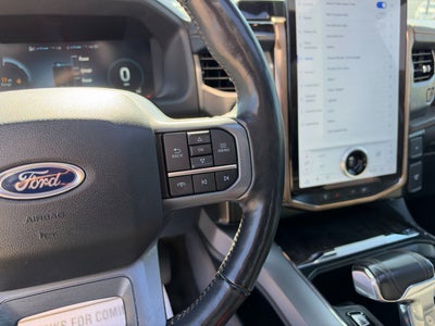 2023 Ford F-150 Lightning LARIAT