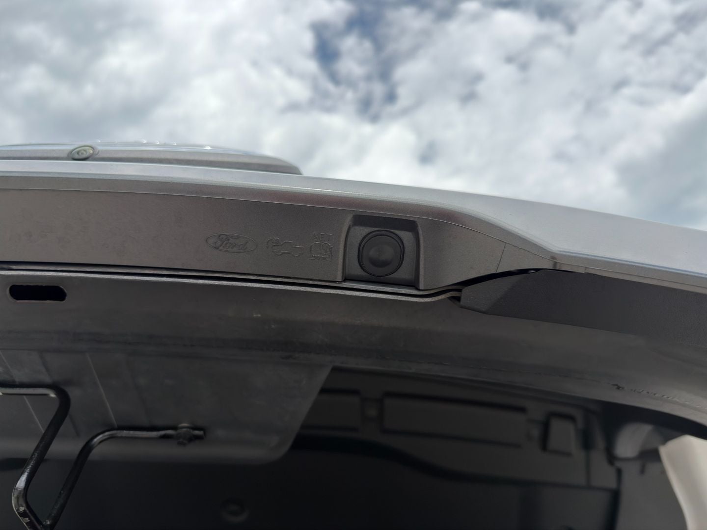 2023 Ford F-150 Lightning LARIAT