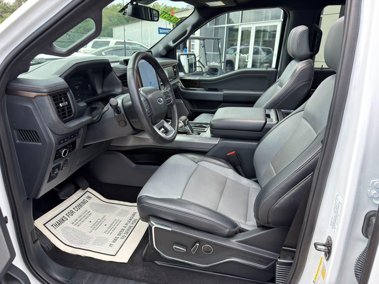 2023 Ford F-150 Lightning LARIAT