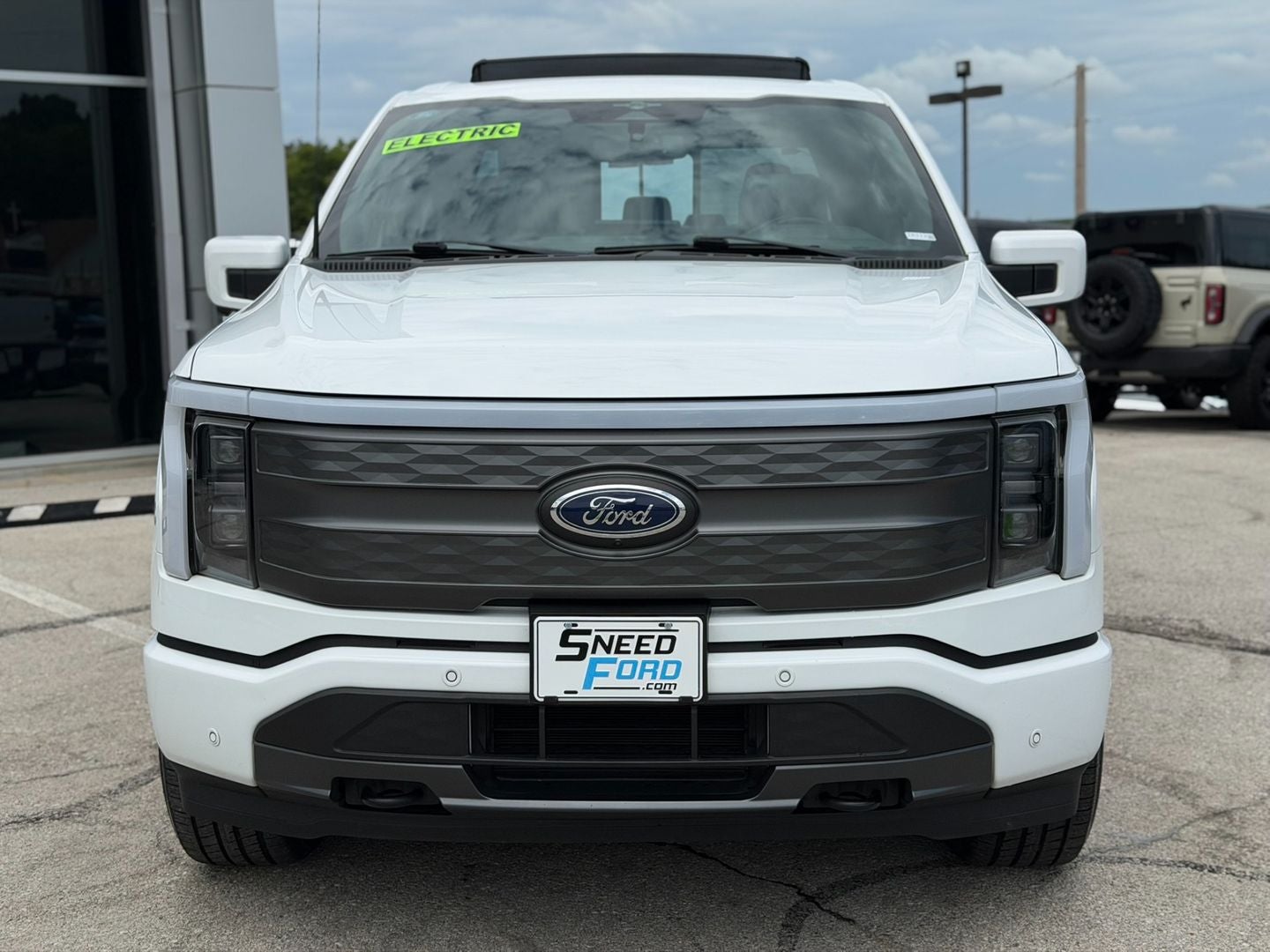 Used 2023 Ford F-150 Lightning Lariat with VIN 1FTVW1EV5PWG34698 for sale in Kansas City