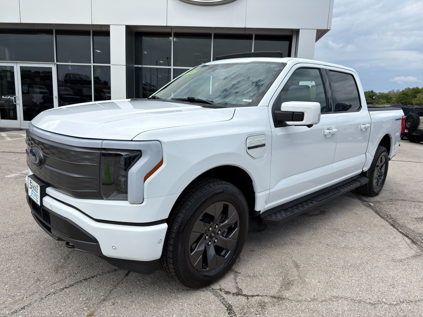 2023 Ford F-150 Lightning LARIAT