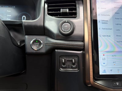 2023 Ford F-150 Lightning LARIAT