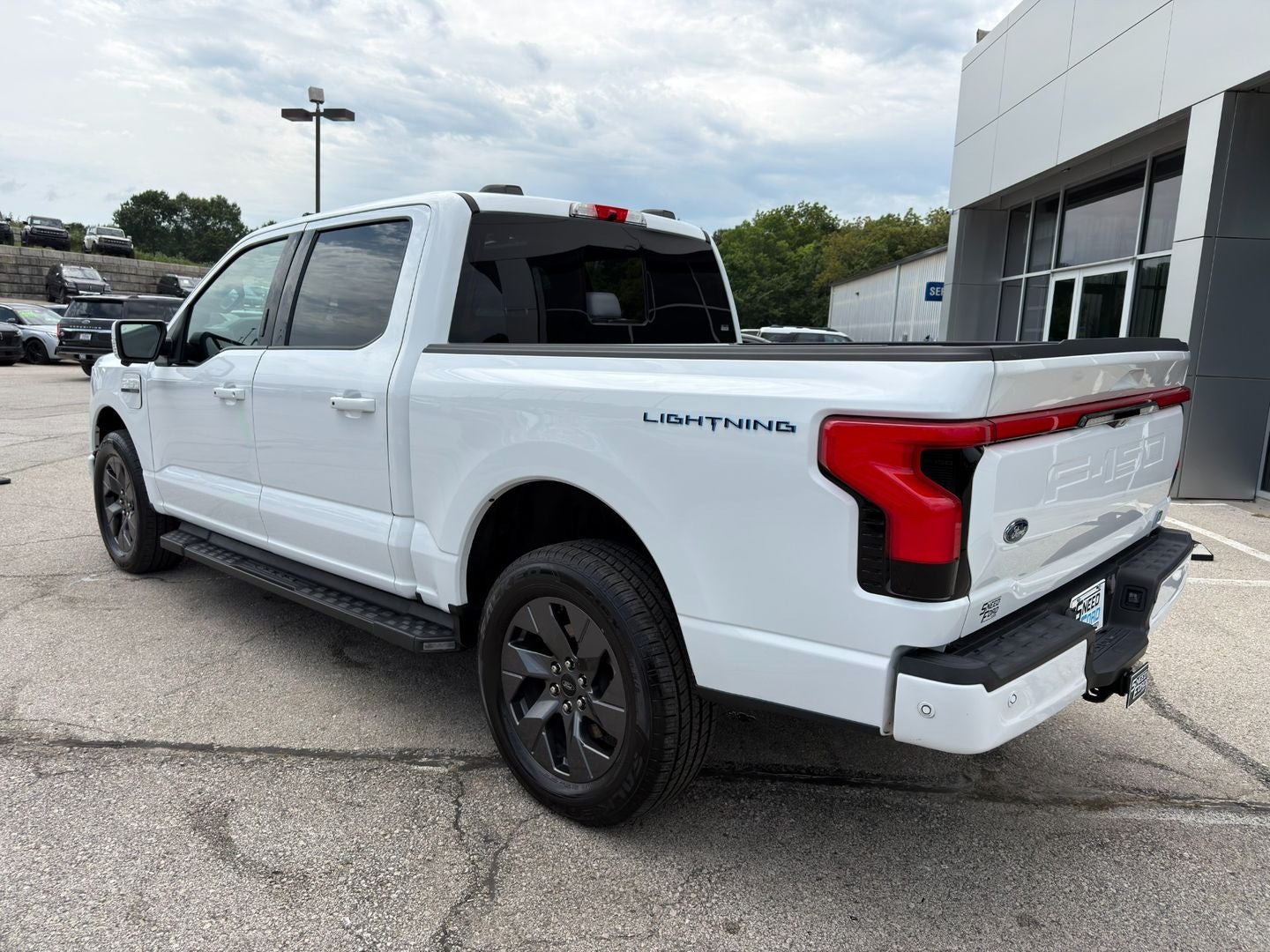 2023 Ford F-150 Lightning LARIAT