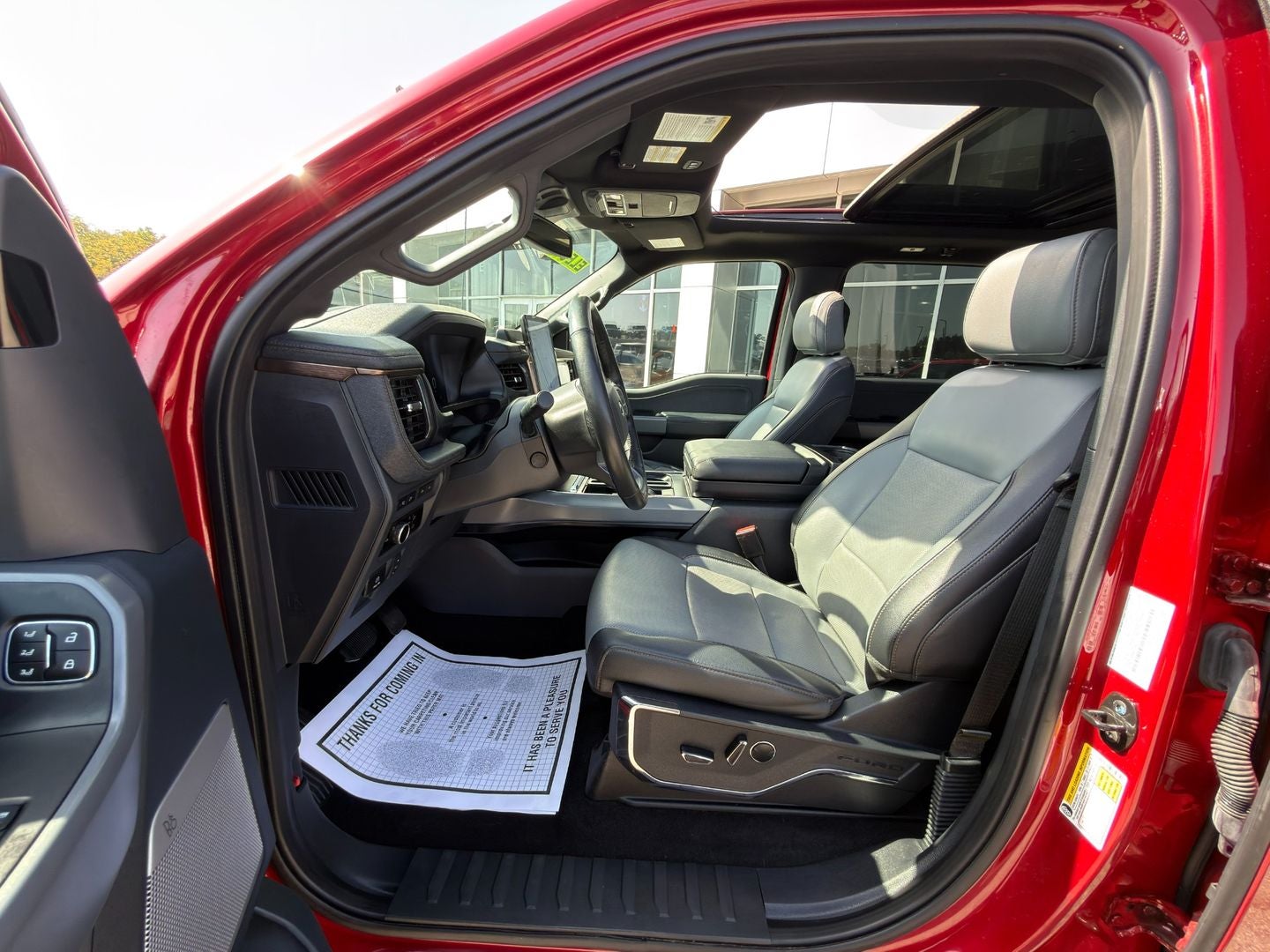 2023 Ford F-150 Lightning LARIAT