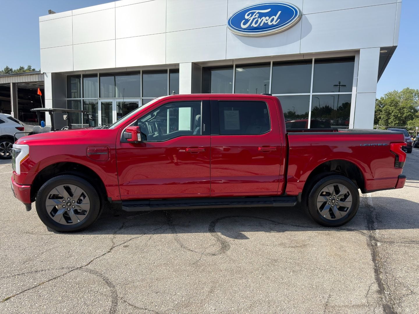 2023 Ford F-150 Lightning LARIAT