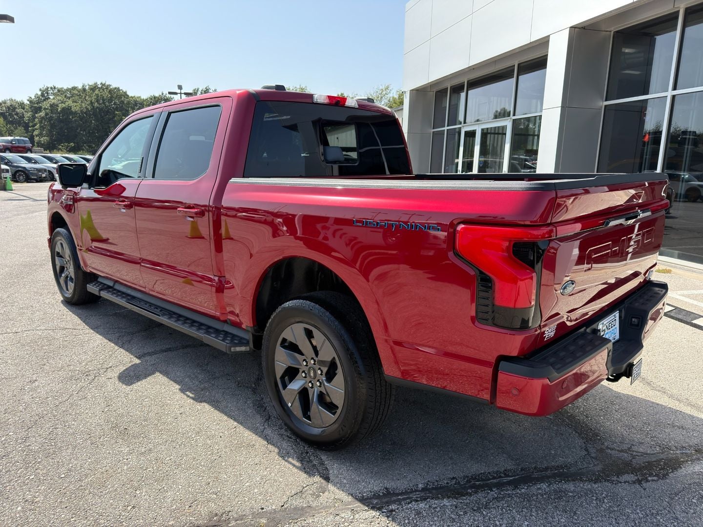 2023 Ford F-150 Lightning LARIAT