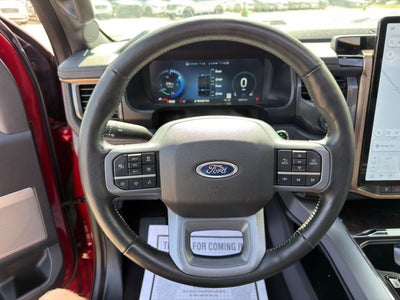 2023 Ford F-150 Lightning LARIAT