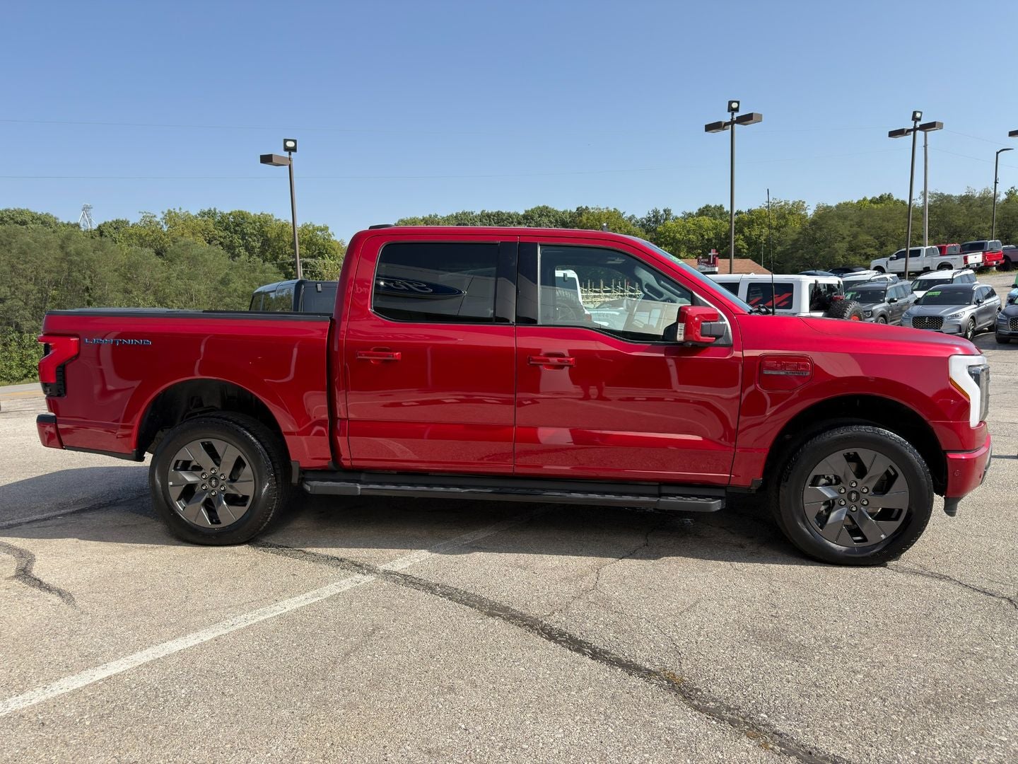 2023 Ford F-150 Lightning LARIAT