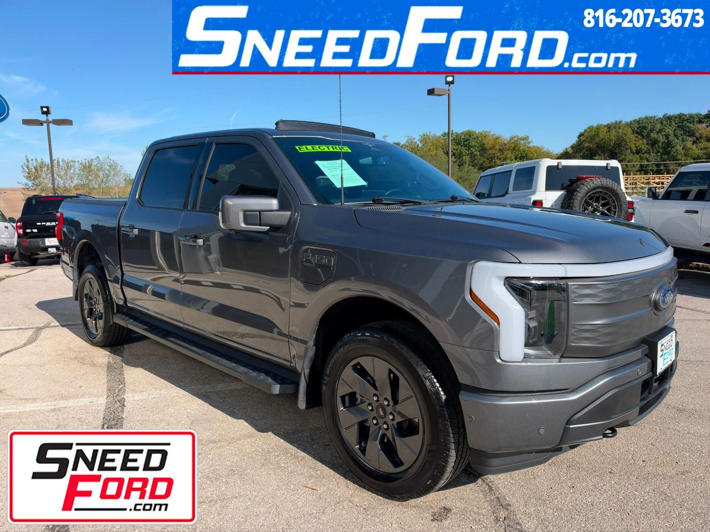 2023 Ford F-150 Lightning LARIAT