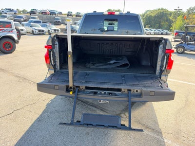 2023 Ford F-150 Lightning LARIAT