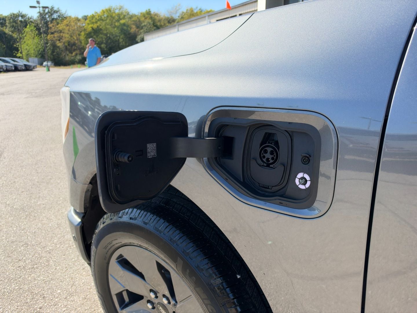 2023 Ford F-150 Lightning LARIAT