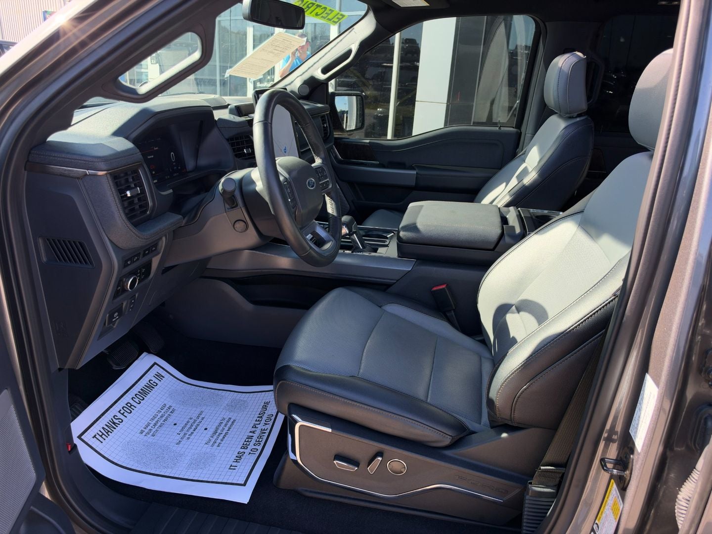 2023 Ford F-150 Lightning LARIAT
