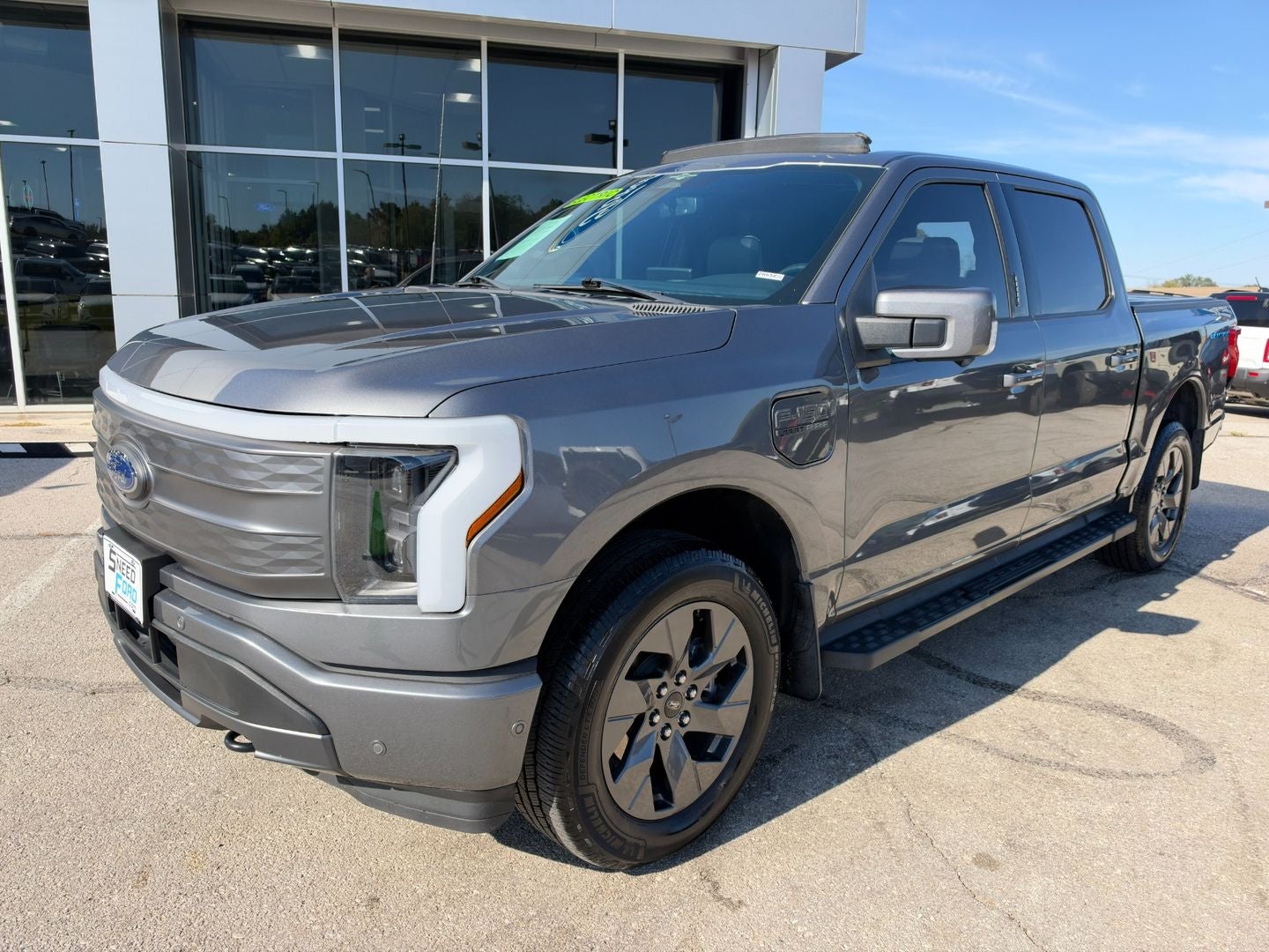 2023 Ford F-150 Lightning LARIAT