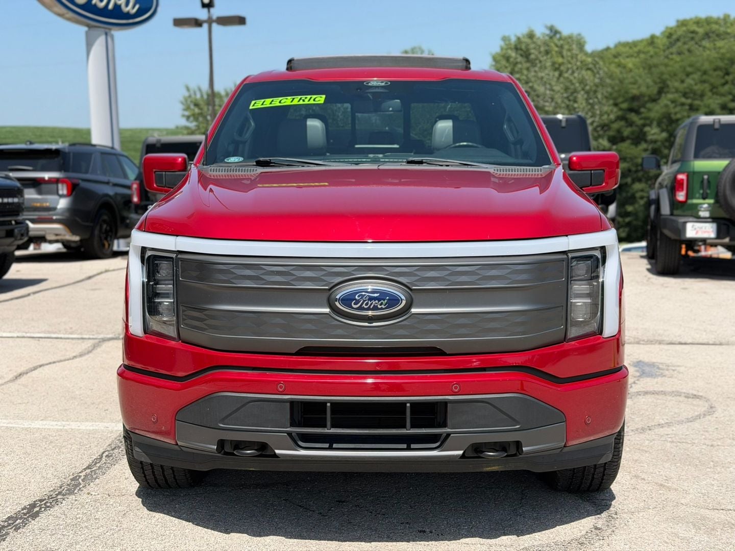2022 Ford F-150 Lightning LARIAT