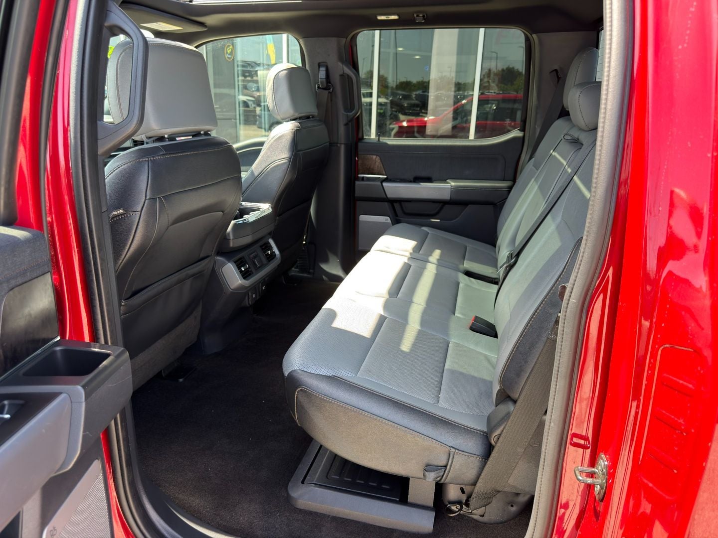 2022 Ford F-150 Lightning LARIAT