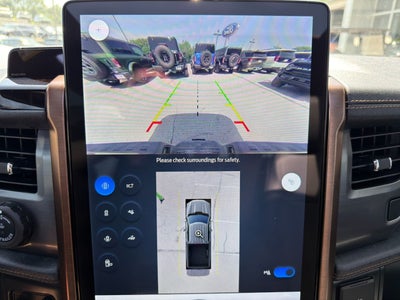 2022 Ford F-150 Lightning LARIAT