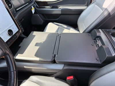 2022 Ford F-150 Lightning LARIAT