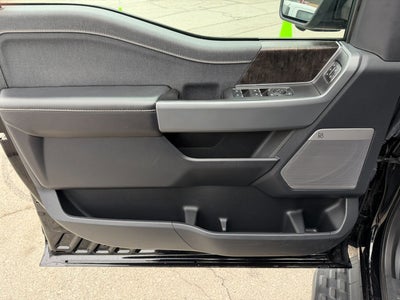 2023 Ford F-150 Lightning LARIAT