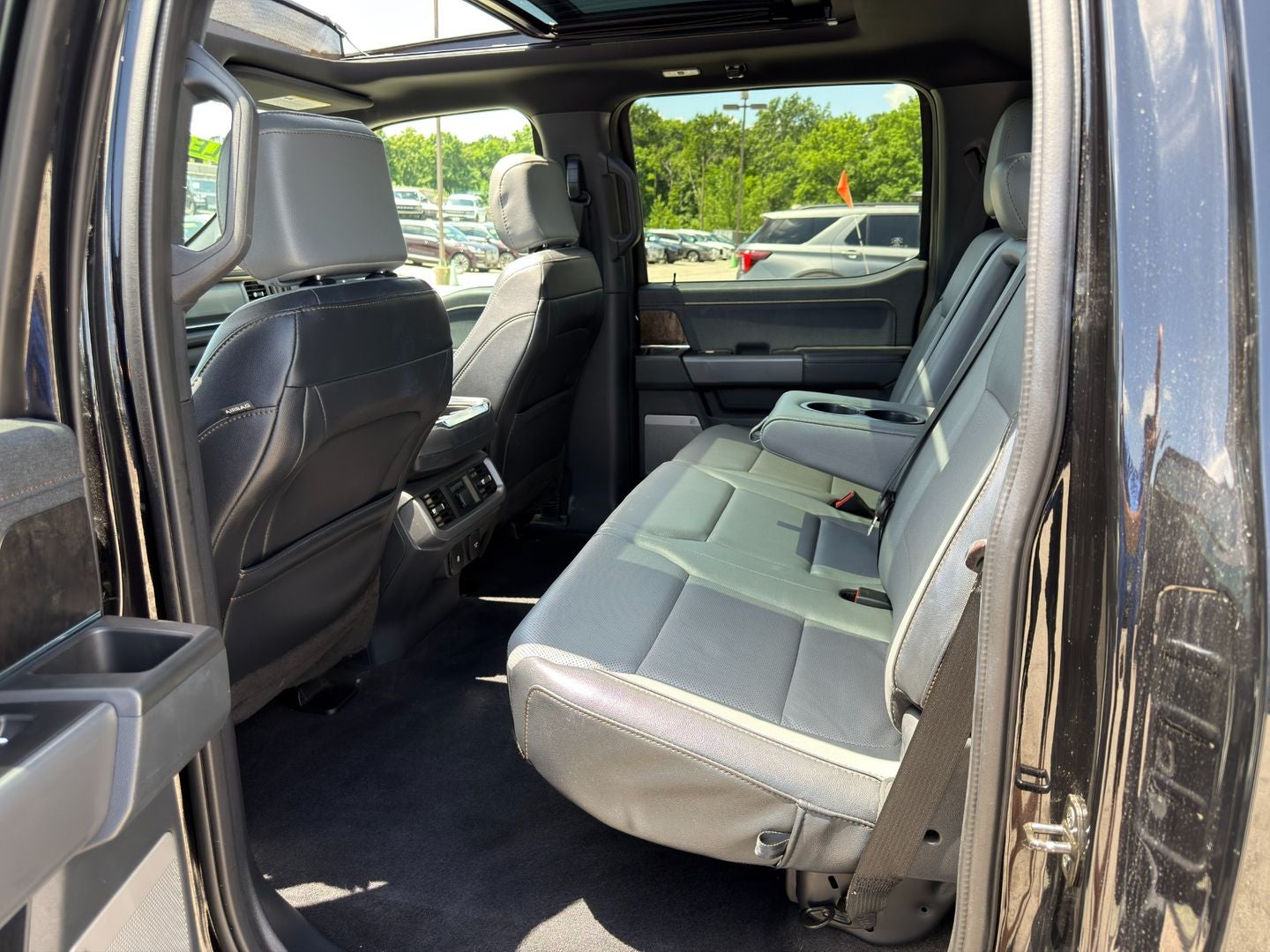 2023 Ford F-150 Lightning LARIAT