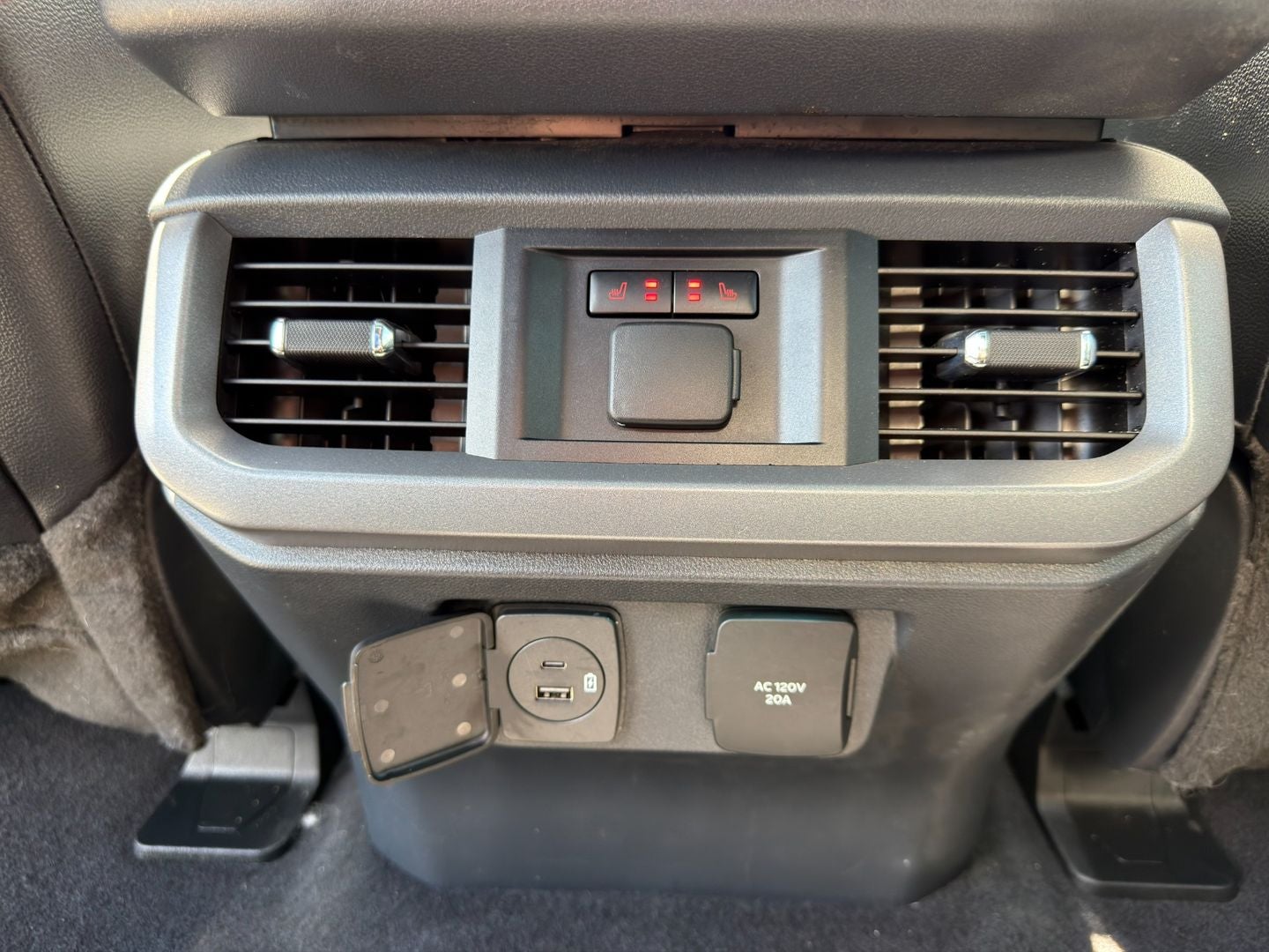 2023 Ford F-150 Lightning LARIAT