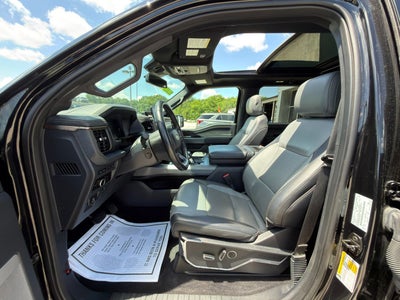 2023 Ford F-150 Lightning LARIAT