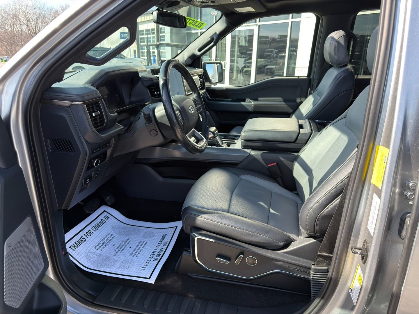 2023 Ford F-150 Lightning LARIAT