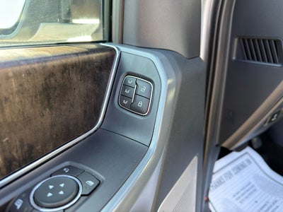 2023 Ford F-150 Lightning LARIAT