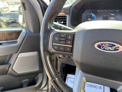 2023 Ford F-150 Lightning LARIAT