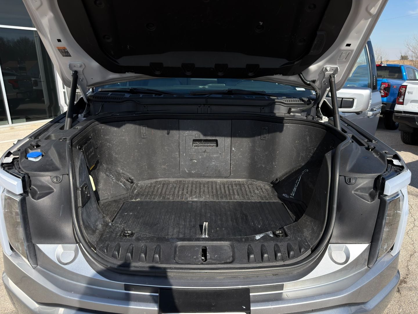 2023 Ford F-150 Lightning LARIAT