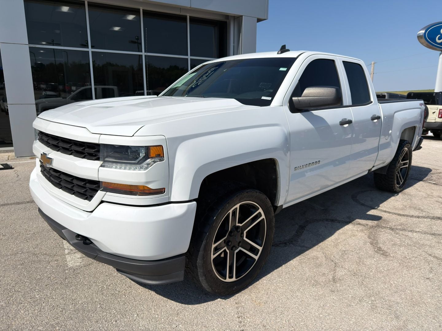 2018 Chevrolet Silverado 1500 Custom