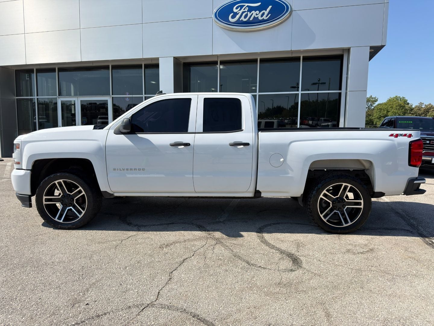 2018 Chevrolet Silverado 1500 Custom
